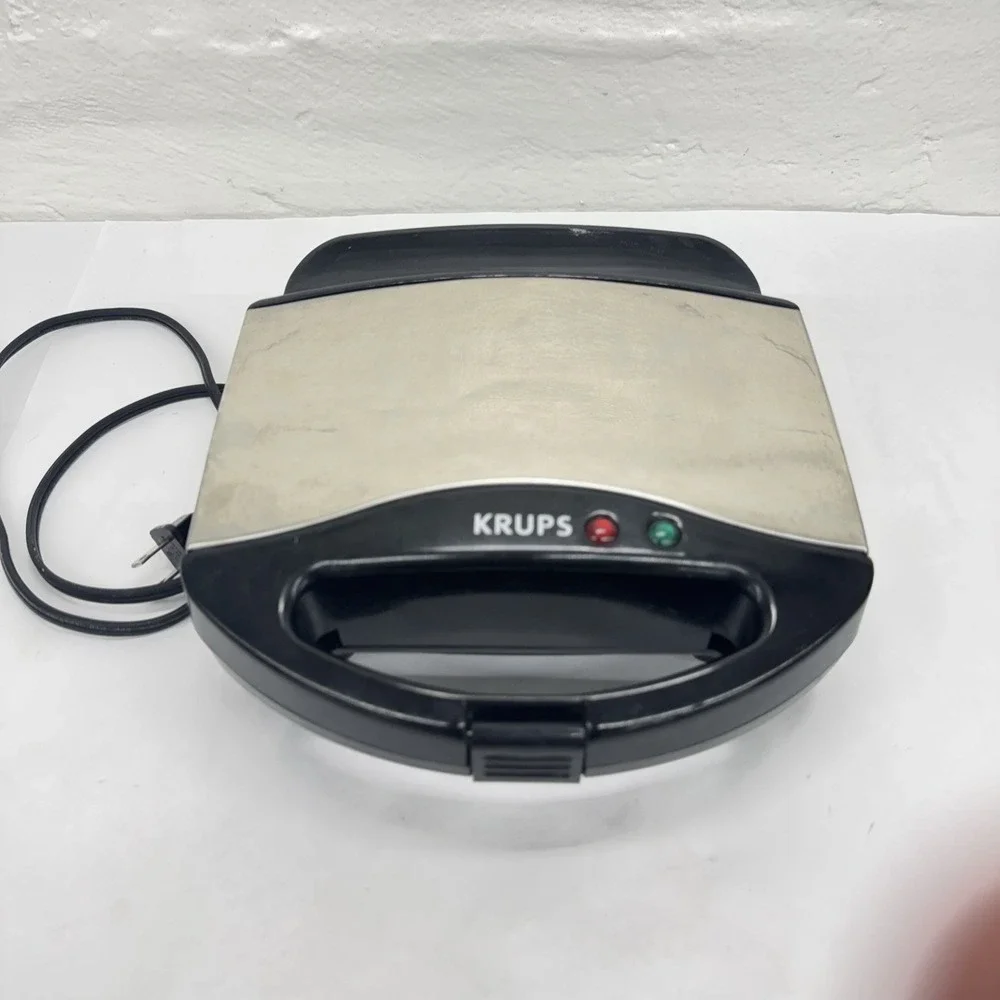 KRUPS 653 BELGIAN WAFFLE MAKER 2 SLICE CHROME NONSTICK STAINLESS STEEL - Tested!